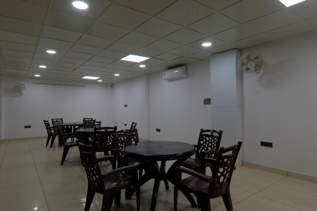 Shri Tirupati Residency Hotel Lucknow Exterior foto