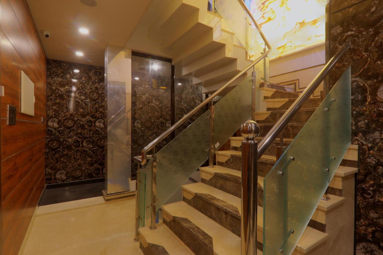 Shri Tirupati Residency Hotel Lucknow Exterior foto