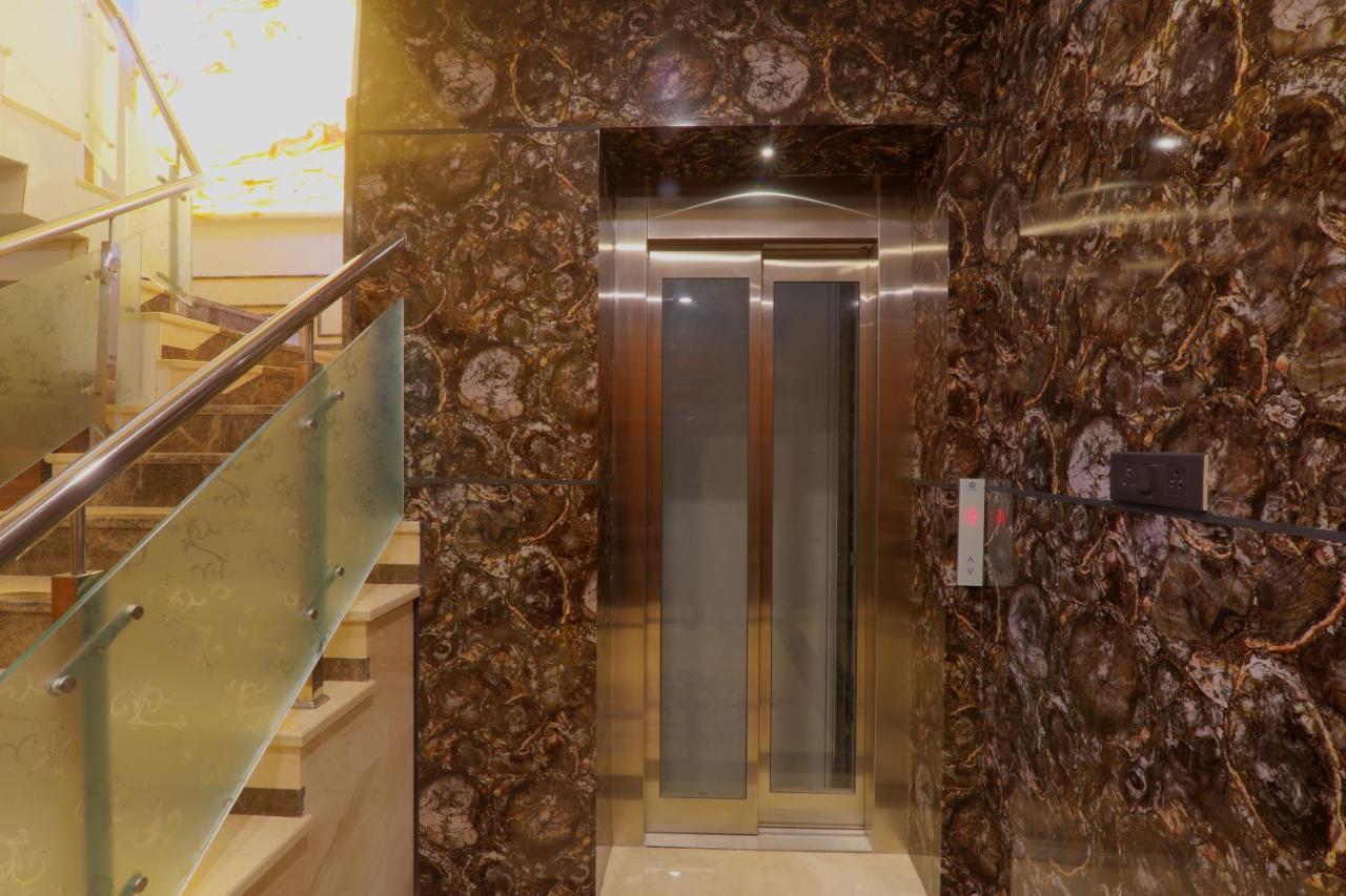 Shri Tirupati Residency Hotel Lucknow Exterior foto