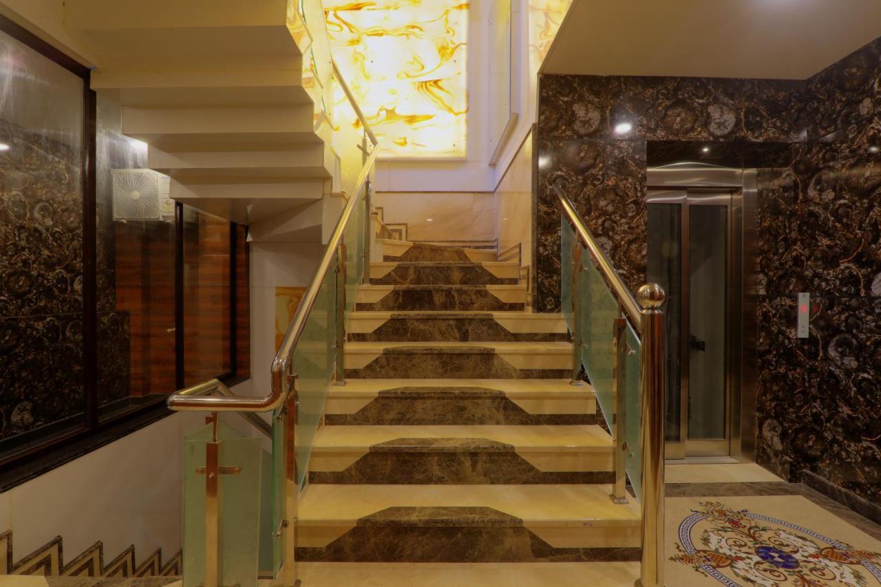 Shri Tirupati Residency Hotel Lucknow Exterior foto